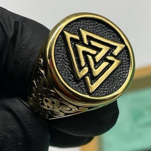 Anello simbolo stile vichingo